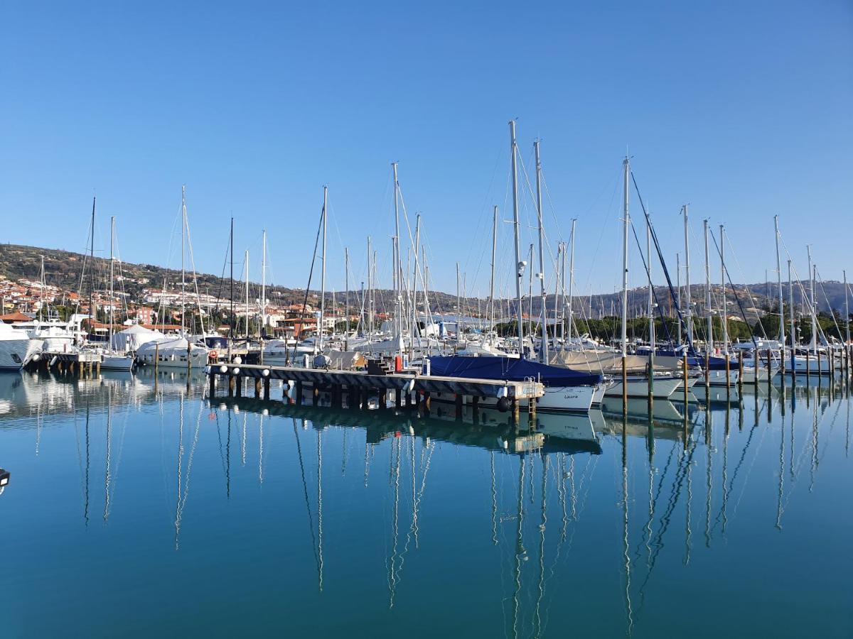 Floating House Adela Βίλα Πορτορόζ Εξωτερικό φωτογραφία
